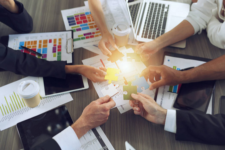 独角戏《一个人的房间》